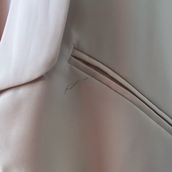 LULU’S Tan Blazer - Picture 6 of 6